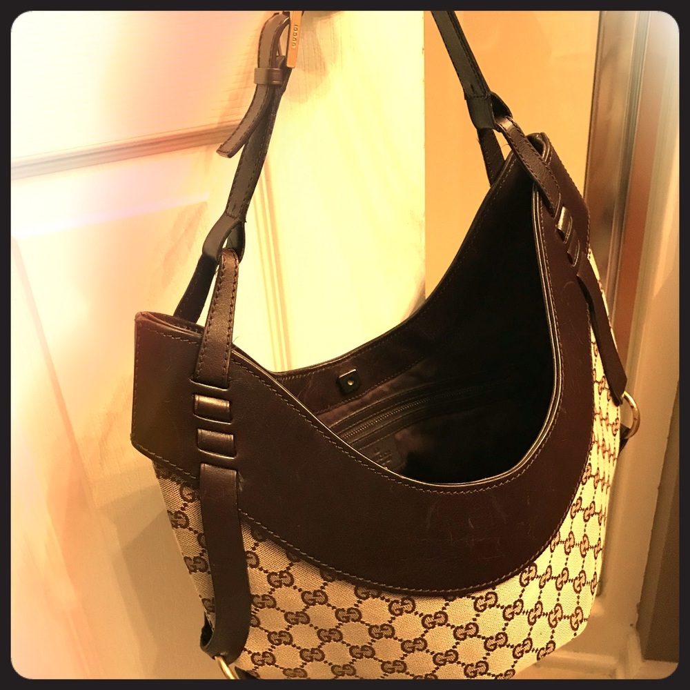 🚫SOLD‼️🚫🎀Authentic Gucci🎀👜Handbag!